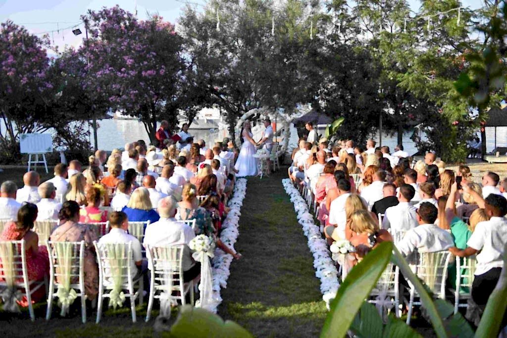 ALESTA BEACH BWBC-gall5